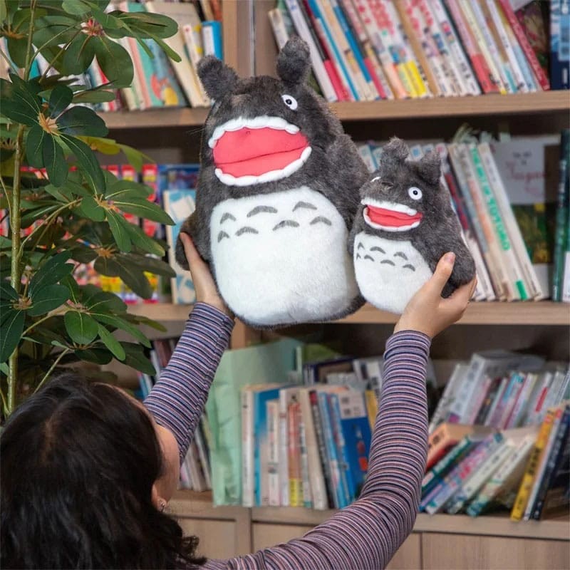 Mon voisin Totoro Figurine en peluche Roaring Big Totoro M 29 cm