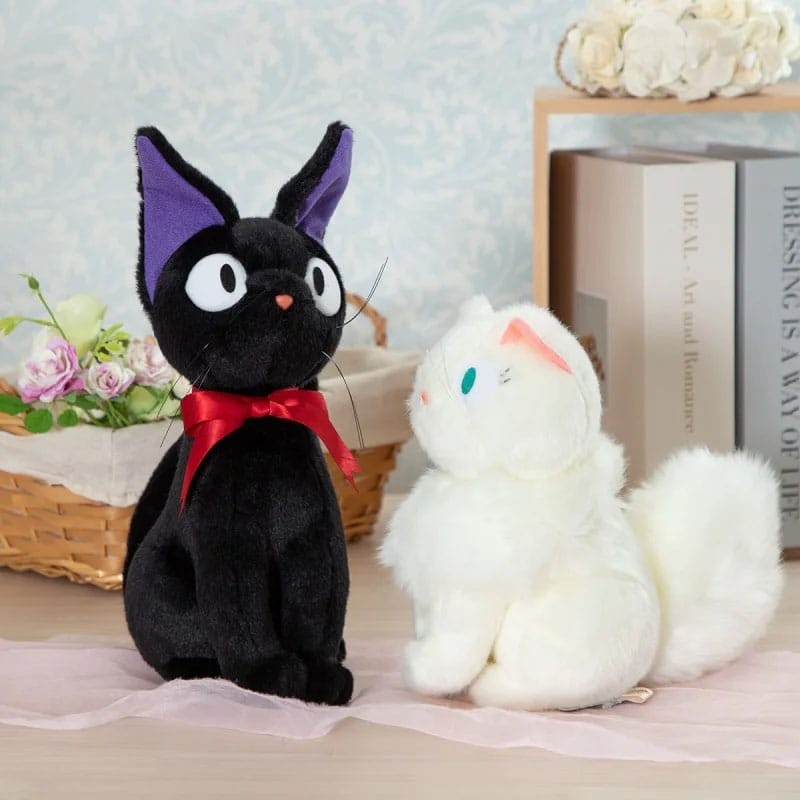 Kiki la petite sorcière Figurine en peluche Jiji Sitting M 32 cm