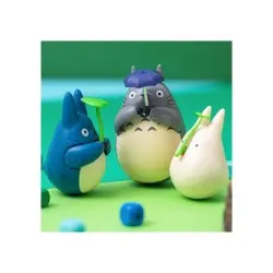 Mon voisin Totoro figurine culbuto Small Totoro with leaf 5 cm | 4970381496630