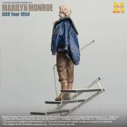 Marilyn Monroe figurine Plastic Model Kit 1/8 USO Tour 1954 25 cm | 4532149022699