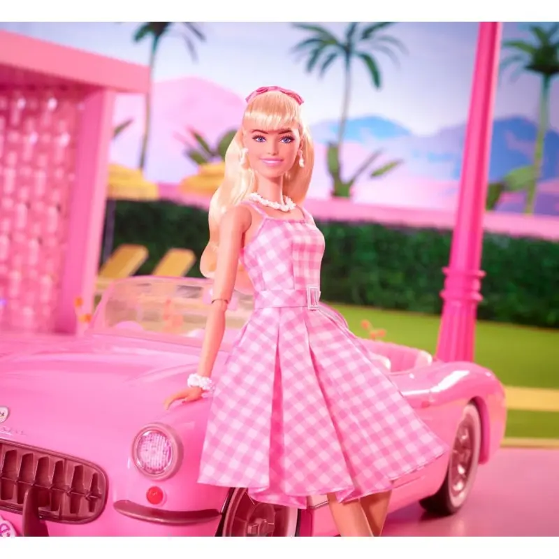 Barbie The Movie poupée Barbie in Pink Gingham Dress | 0194735160709