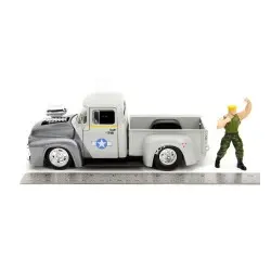 Street Fighter Véhicule 1/24 1956 Ford Pickup Guile  | 4006333084591