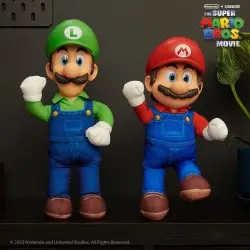 Super Mario Bros. le film peluche Luigi 30 cm | 0192995416284