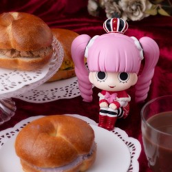 One Piece statuette PVC Look Up Perona 11 cm         