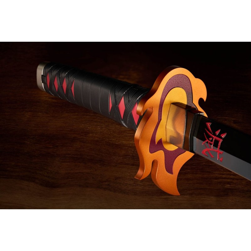 Demon Slayer : Kimetsu no Yaiba Réplique Proplica épée Nichirin (Tanjiro Kamado) Kyojuro Rengoku´s Sword Gueard Ver. 88 cm | 4573102675804