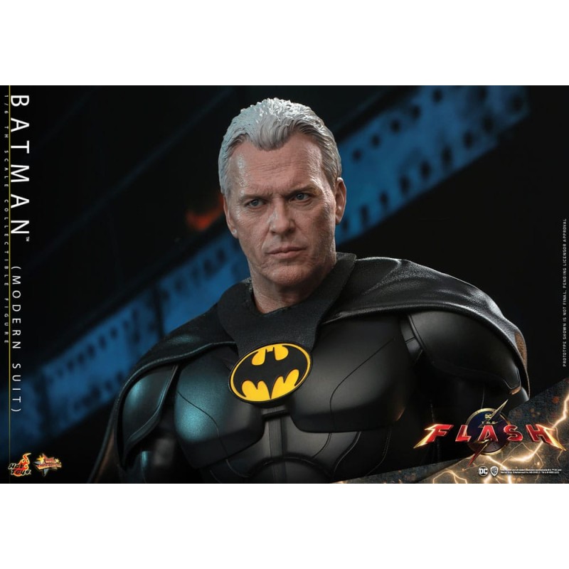 The Flash figurine Movie Masterpiece 1/6 Batman (Modern Suit) 30 cm | 4895228614636