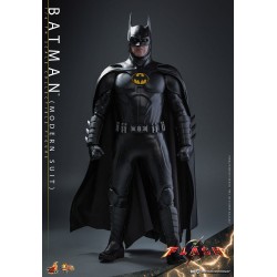 The Flash Movie Masterpiece 1/6 Batman Figure (Modern Suit) 30 cm | 4895228614636