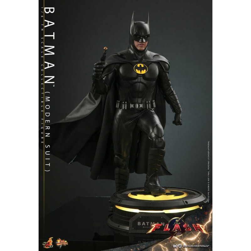The Flash figurine Movie Masterpiece 1/6 Batman (Modern Suit) 30 cm | 4895228614636