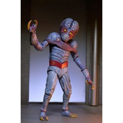 Infinity Survivors Ultimate Metaluna Mutant Figuur 18 cm | 0634482154007