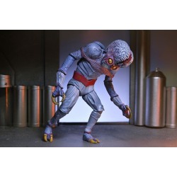 Infinity Survivors Ultimate Metaluna Mutant Figuur 18 cm | 0634482154007