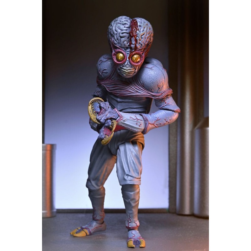 Infinity Survivors Ultimate Metaluna Mutant Figuur 18 cm | 0634482154007