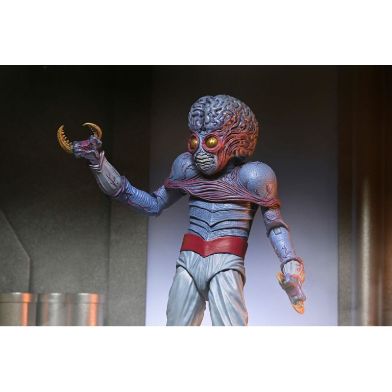 Infinity Survivors Ultimate Metaluna Mutant Figuur 18 cm | 0634482154007