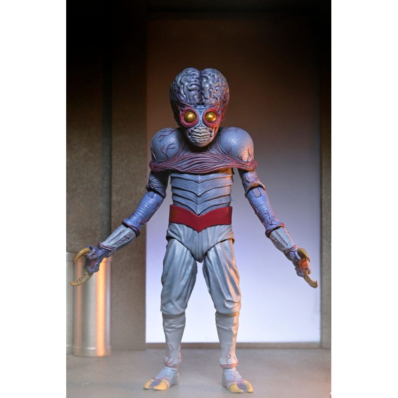 Infinity Survivors Ultimate Metaluna Mutant Figuur 18 cm | 0634482154007