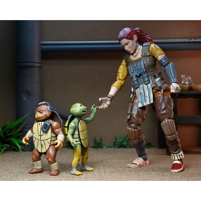 Teenage Mutant Ninja Turtles (The Last Ronin: The Lost Years) Synja Grammy April with Baby Yi & Moja figure, 18 cm  | 0634482544129