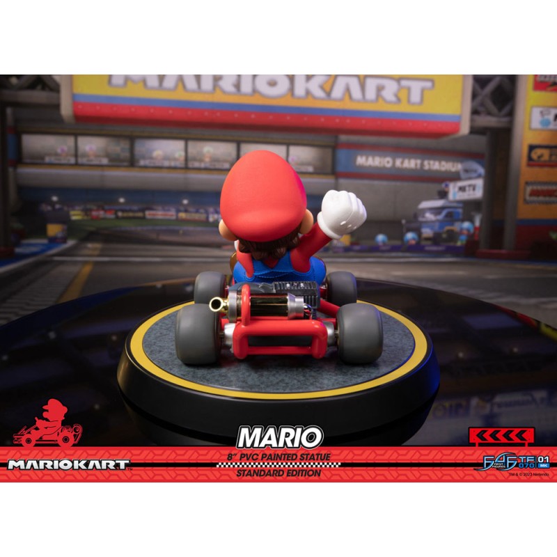 Mario Kart PVC Statue Mario Standard Edition 19 cm | 5060316624739