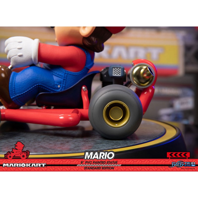 Mario Kart PVC Statue Mario Standard Edition 19 cm | 5060316624739