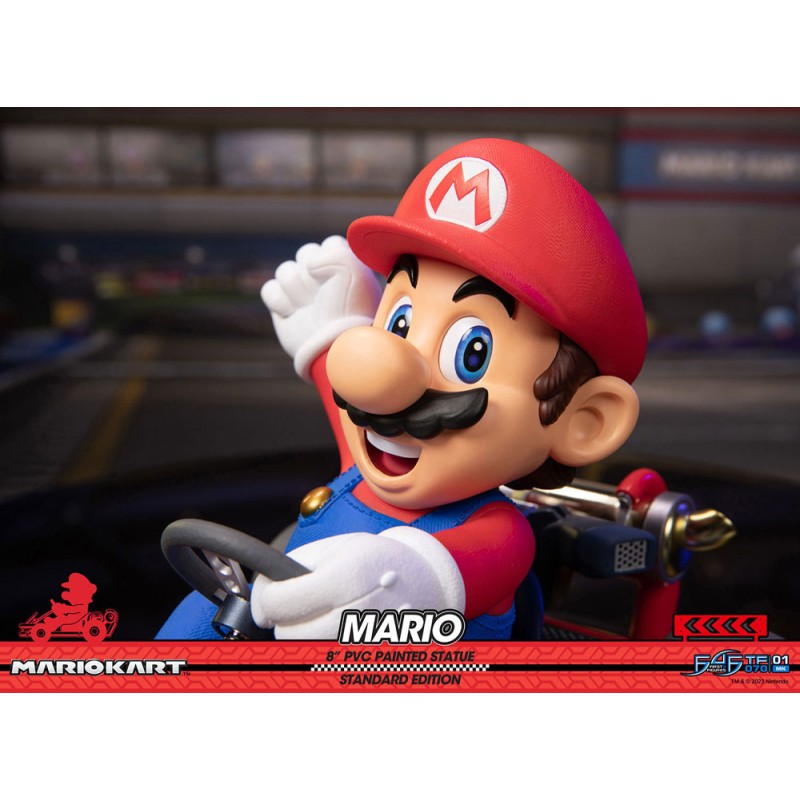 Mario Kart PVC Statue Mario Standard Edition 19 cm | 5060316624739