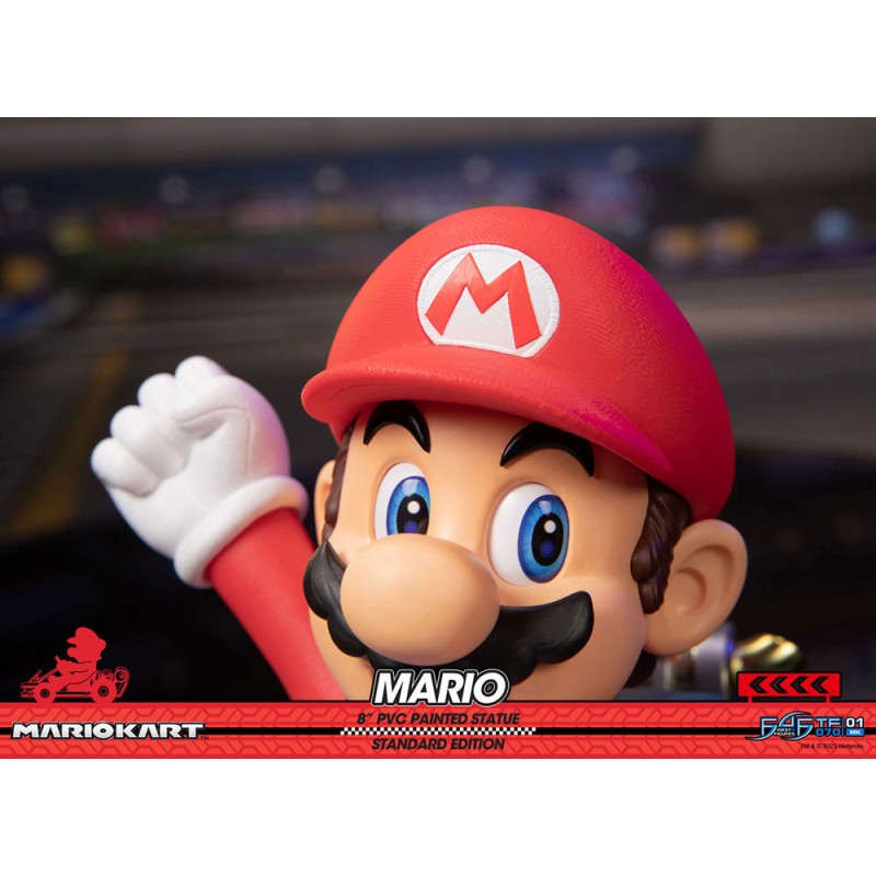 Mario Kart PVC Statue Mario Standard Edition 19 cm | 5060316624739