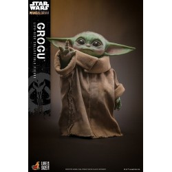Star Wars: The Mandalorian Life-Size Masterpiece Actionfigur Grogu 37 cm | 4895228620323