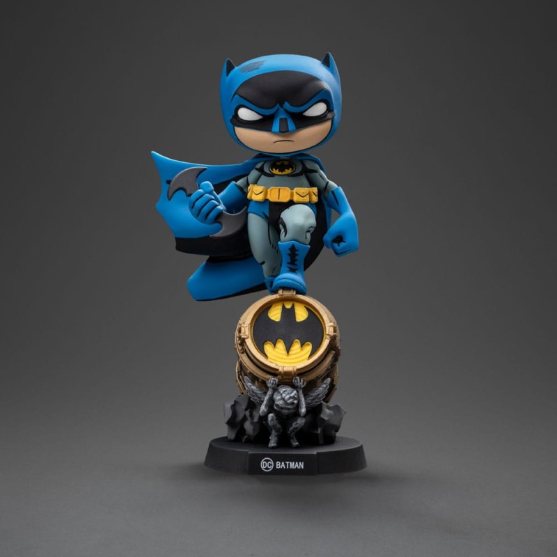 Batman Mini Co. PVC Figure Batman on Bat-Signal (Blue Variant) 15 cm | 0618231957446