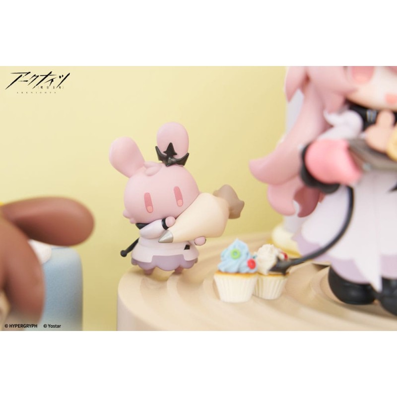 Arknights Would You Like A Dessert? Mini Series PVC Statue Civilight Eterna 11 cm   | 6971995422433