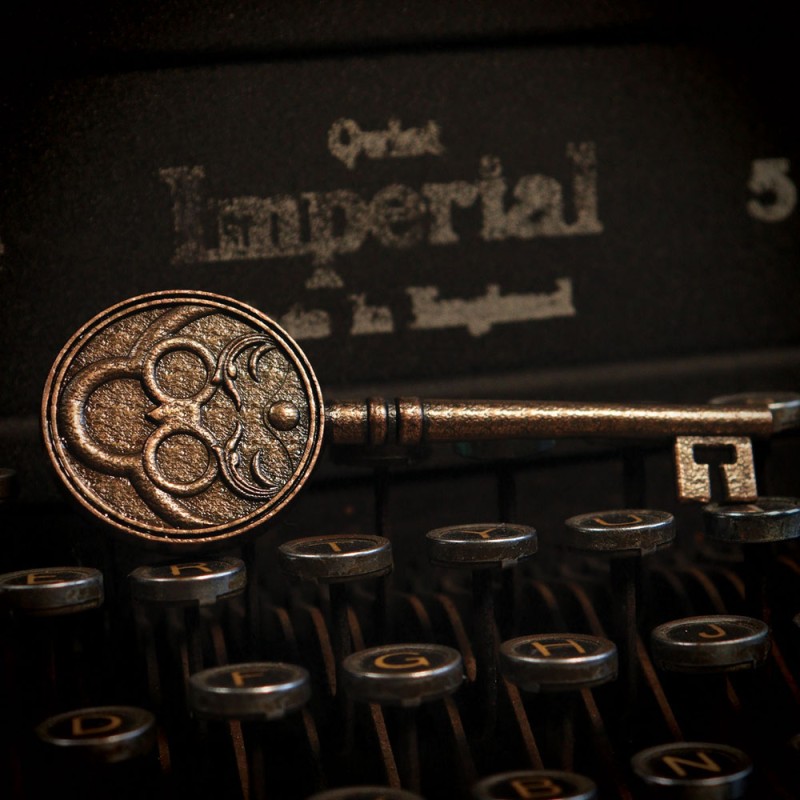 Resident Evil VIII réplique 1/1 Insignia key Limited Edition | 5060662467318