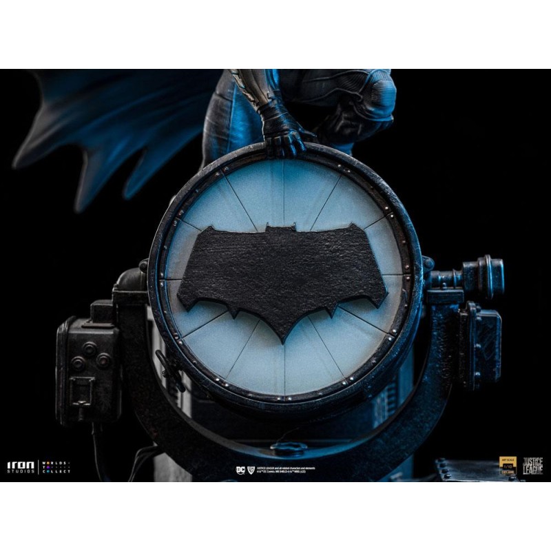 Zack Snyder's Justice League Deluxe Art Scale Statue 1/10 Batman on Batsignal 28 cm | 0618231951222