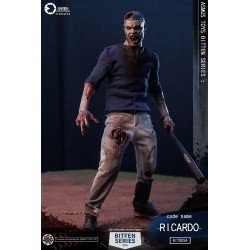 Bitten figurine 1/6 Ricardo 28 cm | 4713294721334