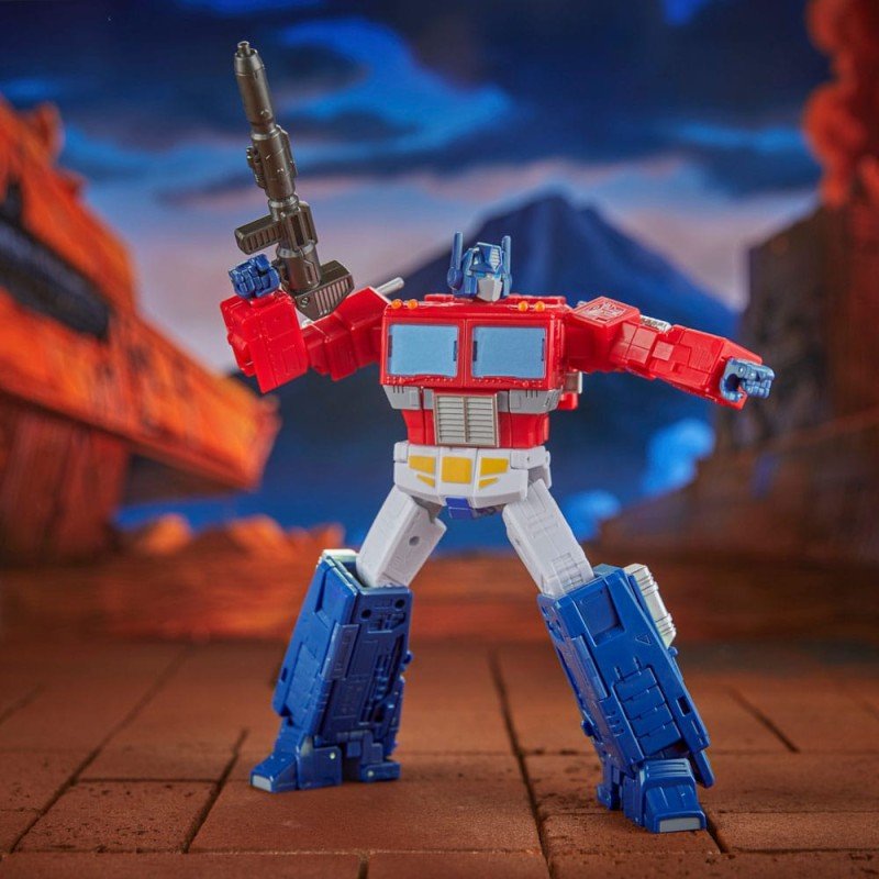 The Transformers: The Movie Generations Studio Series Commander Class figurine Optimus Prime 18 cm | 5010996211835