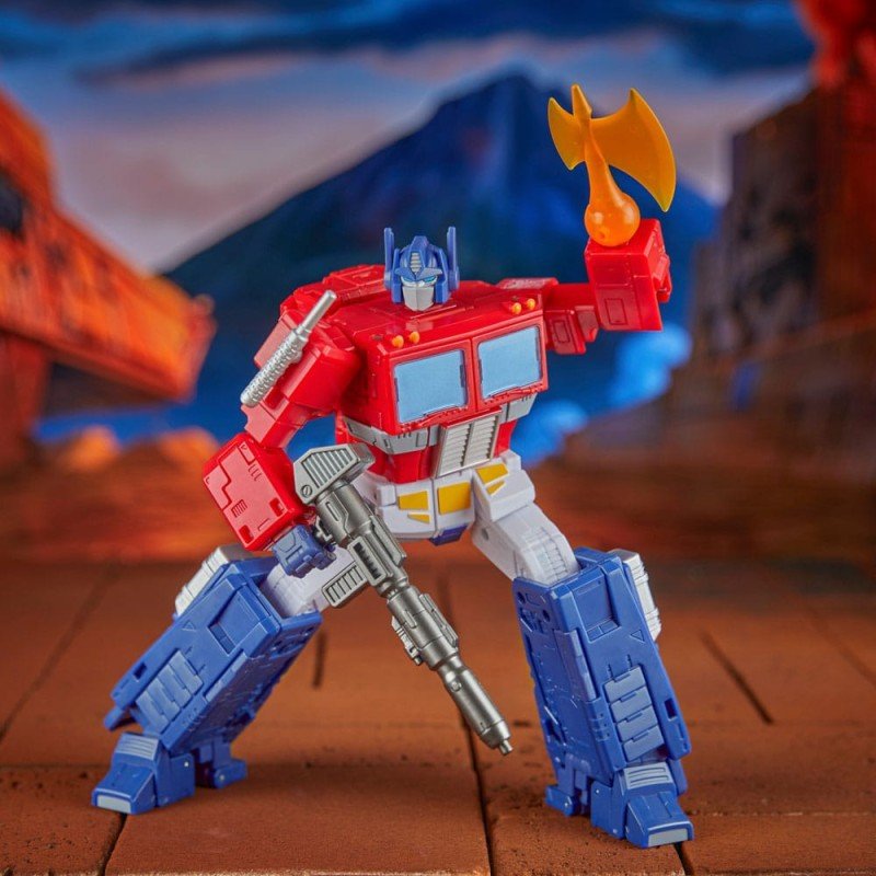 The Transformers: The Movie Generations Studio Series Commander Class figurine Optimus Prime 18 cm | 5010996211835