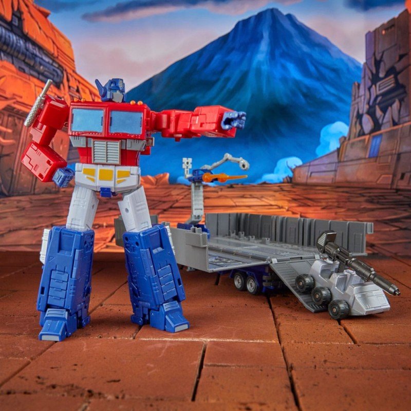 The Transformers: The Movie Generations Studio Series Commander Class figurine Optimus Prime 18 cm | 5010996211835