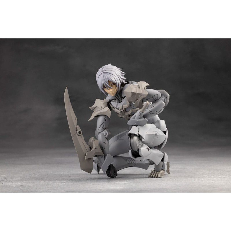 Megalomaria Unlimited Universe figurine Plastic Model Kit Zirconia 18 cm | 4934054062034