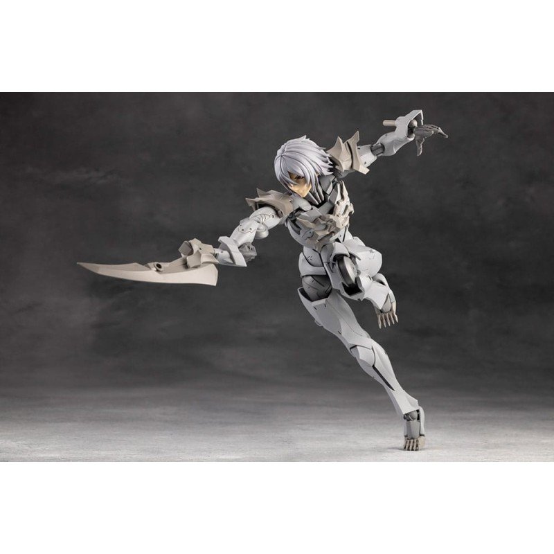 Megalomaria Unlimited Universe figurine Plastic Model Kit Zirconia 18 cm | 4934054062034