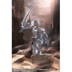 Megalomaria Unlimited Universe figurine Plastic Model Kit Zirconia 18 cm | 4934054062034