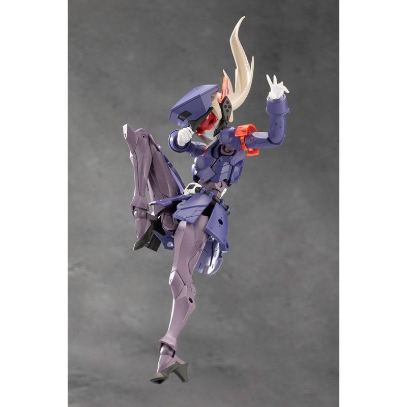 Megalomaria Unlimited Universe figurine Plastic Model Kit Valiant 16 cm | 4934054063697