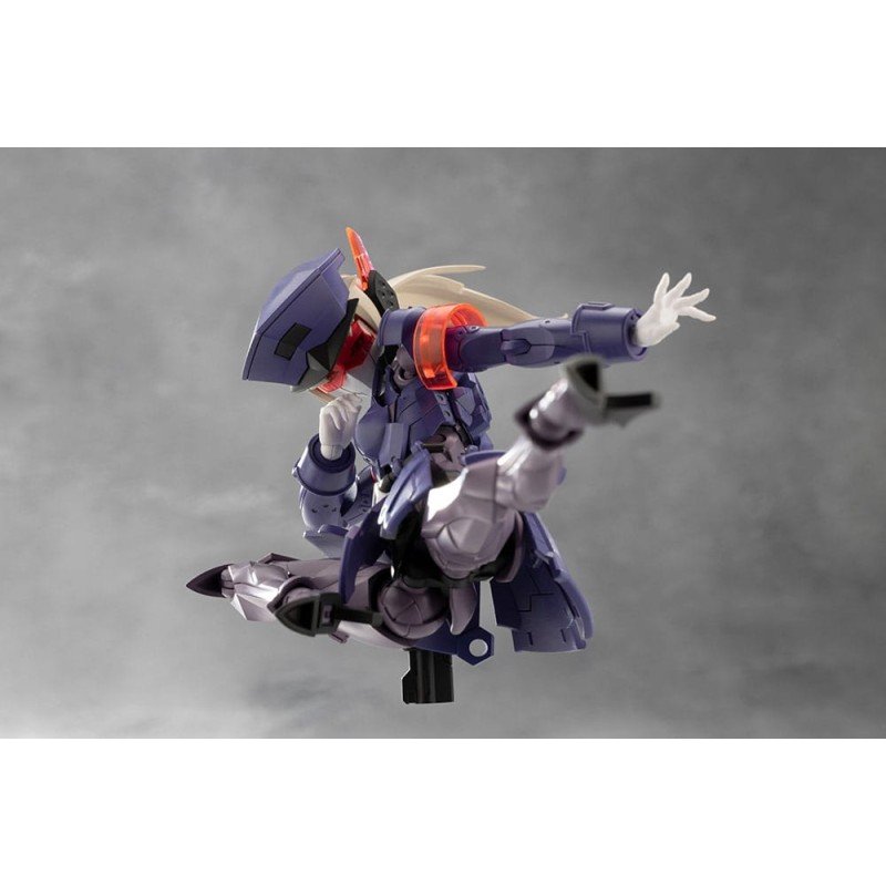 Megalomaria Unlimited Universe figurine Plastic Model Kit Valiant 16 cm | 4934054063697
