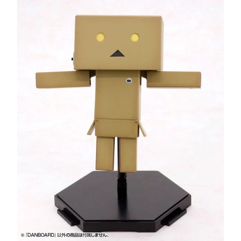 Yotsubato! figurine Plastic Model Kit Danboard 13 cm | 4934054074006