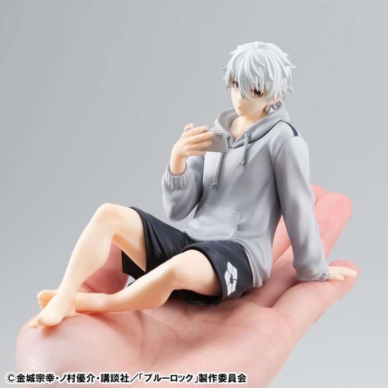 Blue Lock G.E.M. Series statuette PVC Seishiro Nagi Repaint Ver. Palm Size 9 cm | 4535123845321