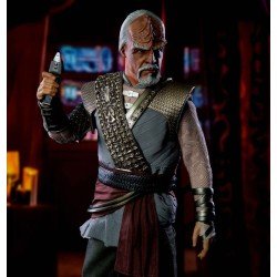 Star Trek: Picard figurine 1/6 Worf 30 cm | 0787480715944