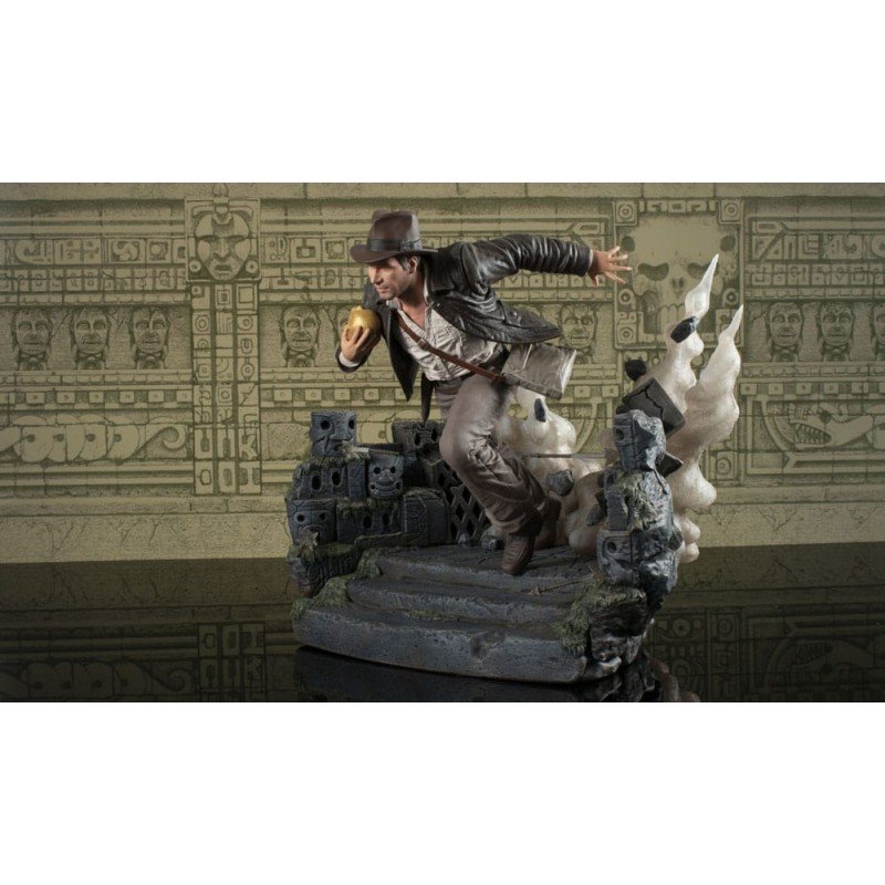 Indiana Jones: Raiders of the Lost Ark Deluxe Gallery PVC Statue Escape with Idol 25 cm | 0699788846322