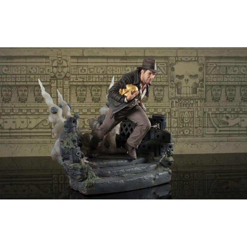 Indiana Jones: Raiders of the Lost Ark Deluxe Gallery PVC Statue Escape with Idol 25 cm | 0699788846322