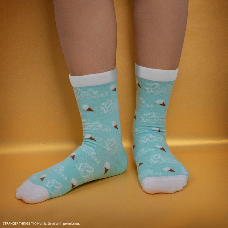 Stranger Things: 1680 Set of 3 Socks | 4895205617988