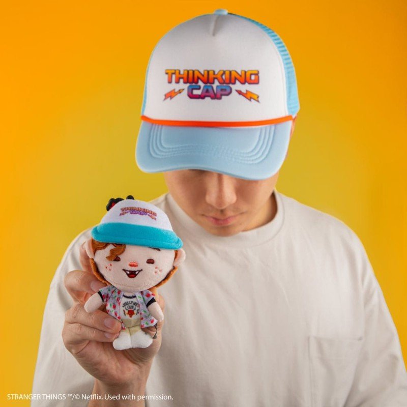 Stranger Things Porte-clés en peluche Dustin Henderson 12 cm | 4895205618244