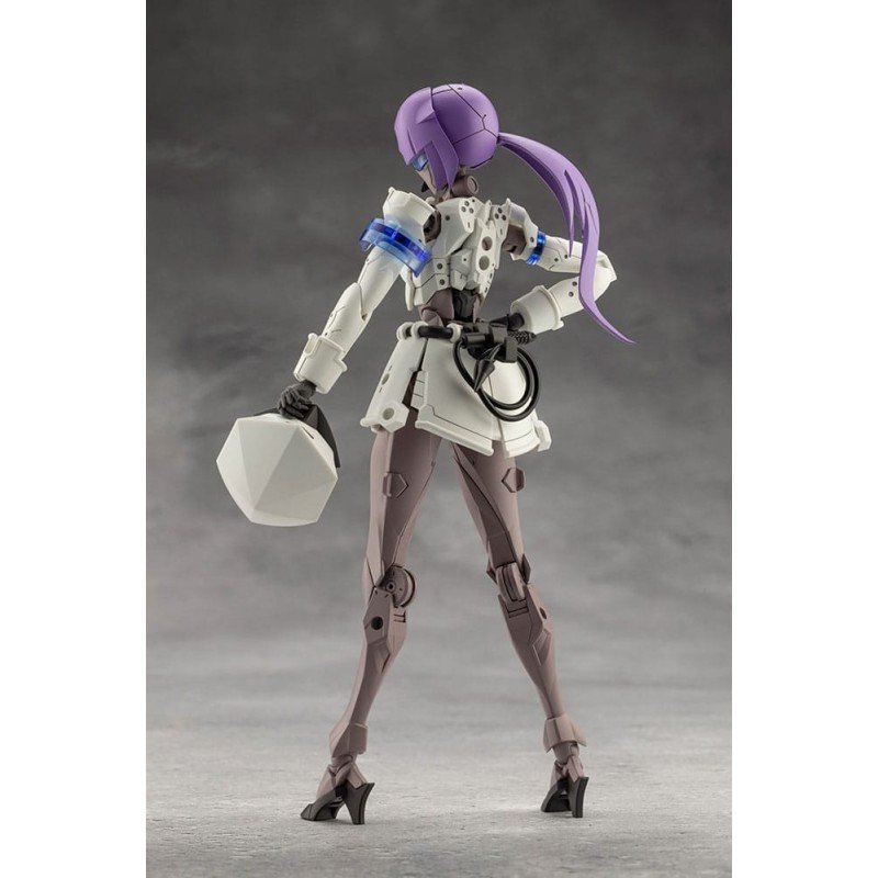 Megalomaria Unlimited Universe figurine Plastic Model Kit Vanguard Leader 16 cm | 4934054069392