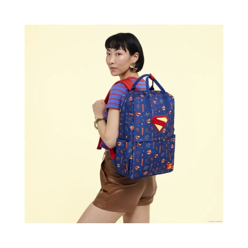 DC Comics by Loungefly Full-Size Nylon Backpack Superman | 0671803553958