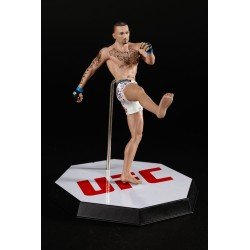 UFC Posed PVC Statue Max Holloway 18 cm | 0787926104431