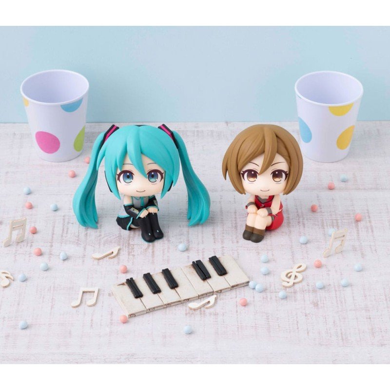 Character Vocal Series statuette PVC Look Up Hatsune Miku & Meiko Set (with gift) 11 cm | 4535123846403