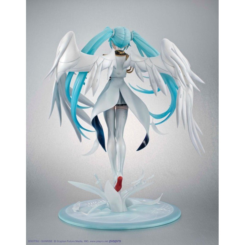 Mobile Suit Gundam x Hatsune Miku statuette PVC Lucrea Hatsune Miku x Wing Gundam Zero EW 45th Anniversary 27 cm | 4535123846656