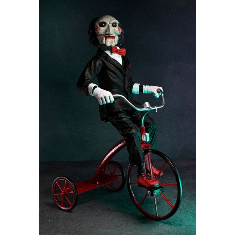 Saw figurine sonore Billy with Tricycle 30 cm | 0634482606070