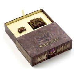 Harry Potter: Monster Book Keychain and Pin Badge Gift Set | 5055583462801